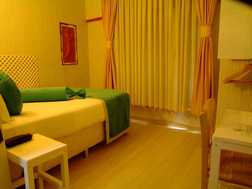 Hotel Ishakpasa Konagi Stambuł Pokój zdjęcie
